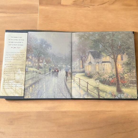 NEW The Light of Home Ten Inspiring Pictures of A Strong Family Trent/Kinkade - Picture 3 of 6